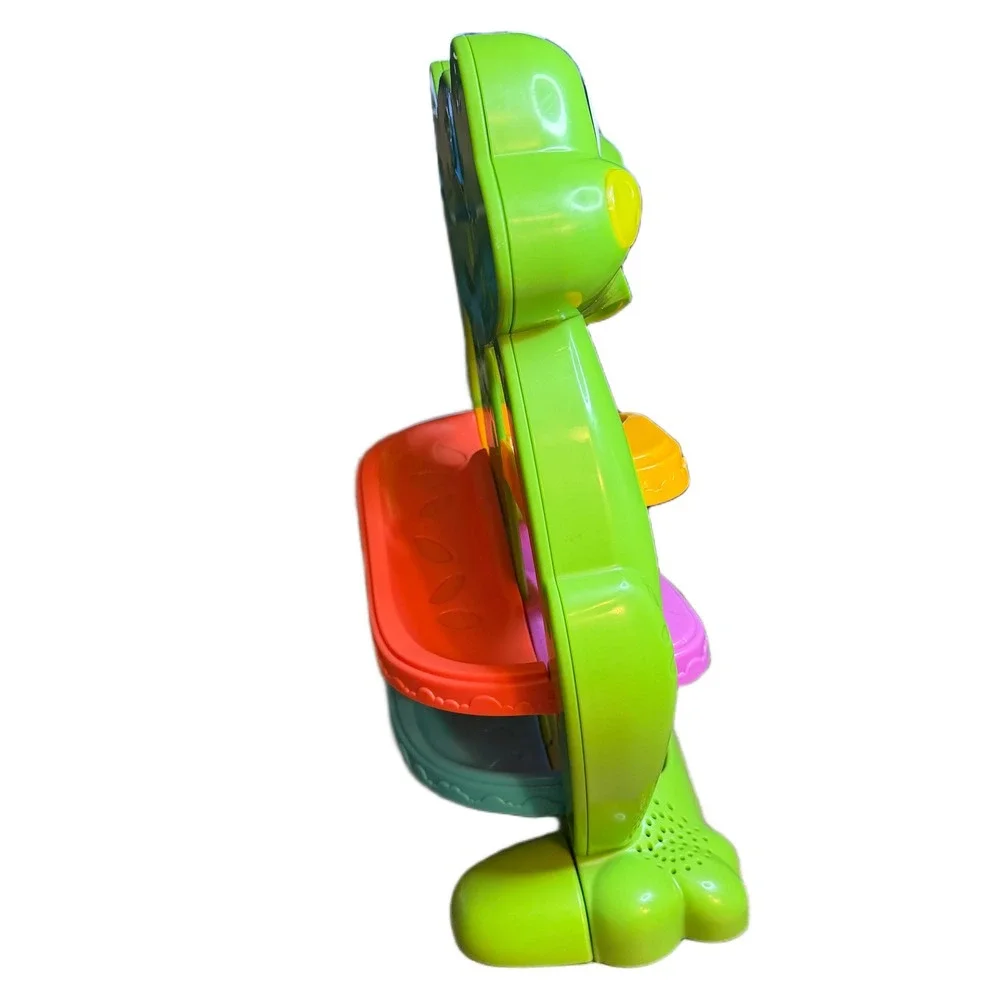 Playskool Feed Me Froggy Ball Ramp Toddler Toy Green Hasbro A7378 with 3 Balls